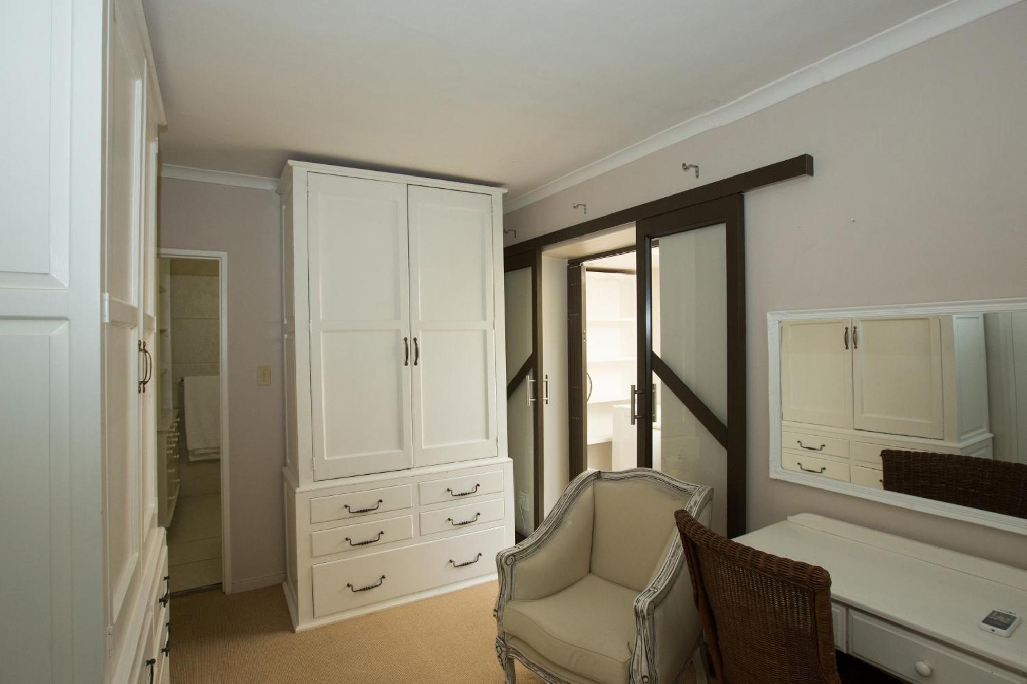Hazelwood House Hotel สเตลเลนบอช ภายนอก รูปภาพ